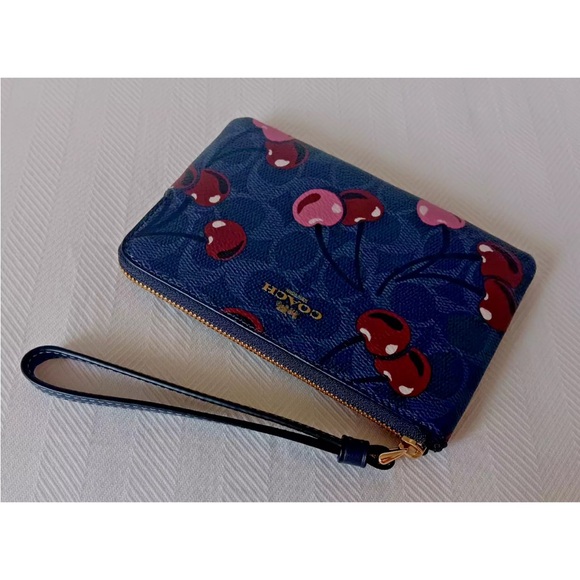 Coach Corner Zip Wristlet In Signature Canvas With Cherry Print NWT - Picture 5 of 8